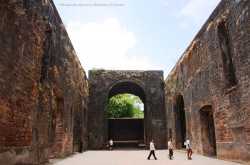 Mumbai Weekend Getaways - Bassein Fort is seeped in History