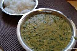 Murungai Keerai (Drumstick leaves) Porucha Kuzhambu