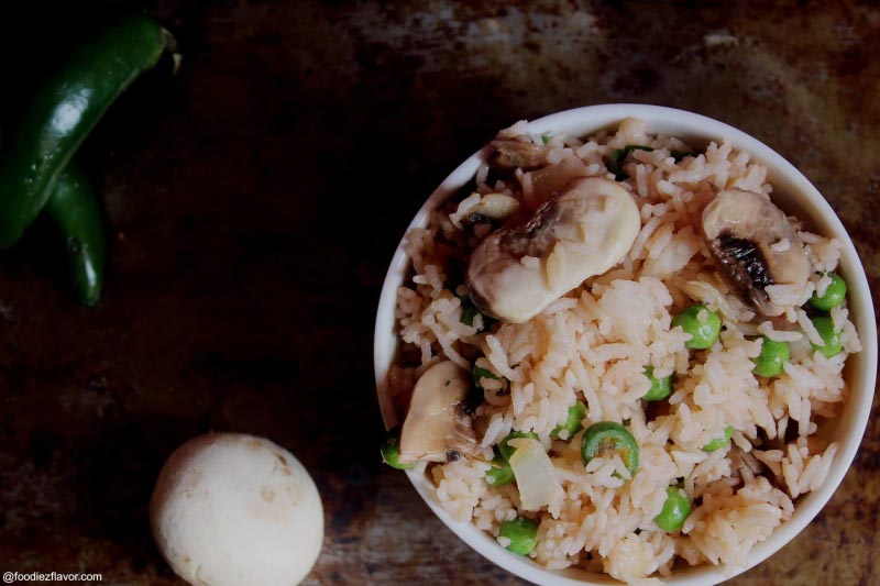 Mushroom Risotto Recipe - Foodiezflavor.com