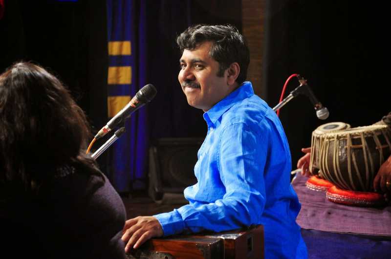 Music In The World Of Noise: Rear Window: The First Peep