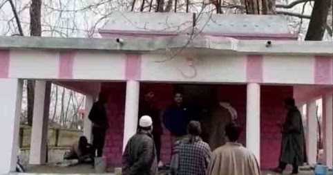 Muslims Help Restore 80-year-old Temple For Kashmiri Pandits: Communal Harmony Project-45