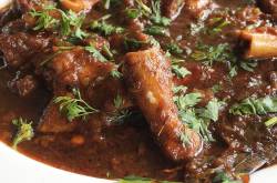 Mutton curry with paya