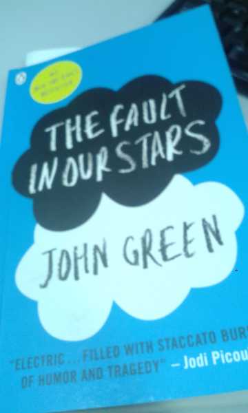 My First Official Book Review: The Fault In Our Stars