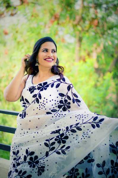 Mystique White Saree Look!! A Look That