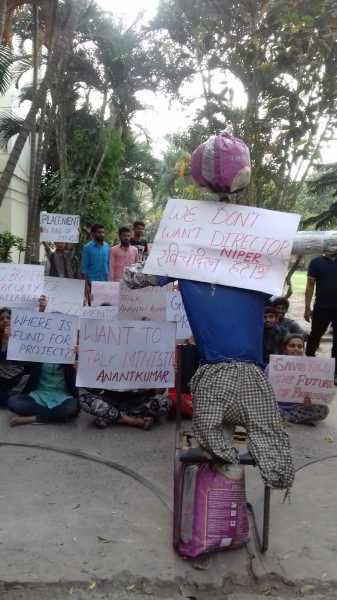 NIPER Kolkata Agitating 2...... 