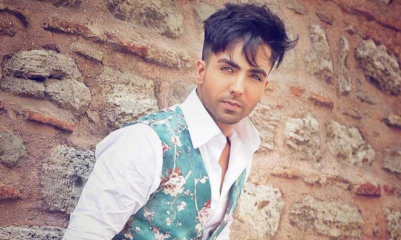 NOW HARRDY SANDHU TO MAKE HIS BOLLYWOOD DEBUT IN THIS FILM