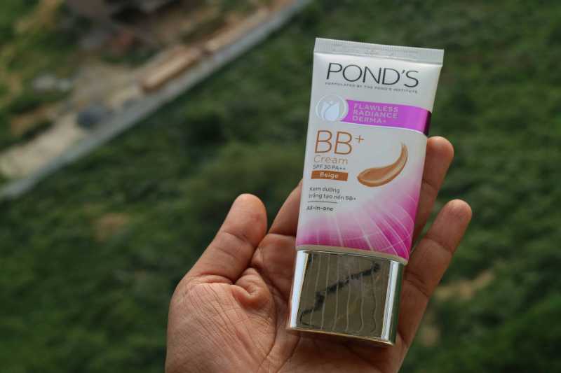 New Ponds Flawless Radiance Derma+ BB Cream Review - WiseShe