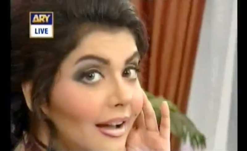 Nida Yasir In Classic Noor Jehan Avatar