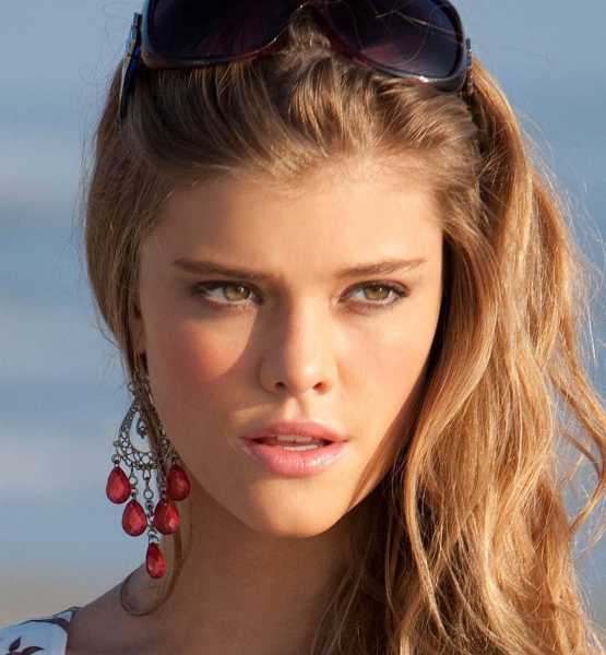 Nina Agdal Sexy Photos And Wallpapers