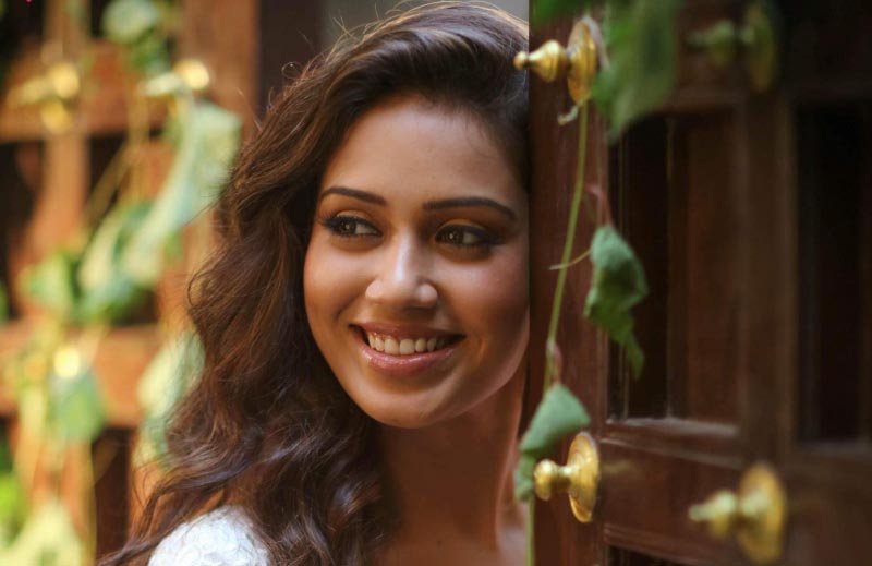 Nivetha Pethuraj Wiki, Bio, DOB, Age, Movies, Photos - WIIT