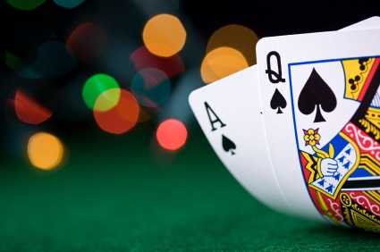 Not Just Teen Patti: 8 Fun Variation Card Games For Diwali Party | Wonder Wardrobes