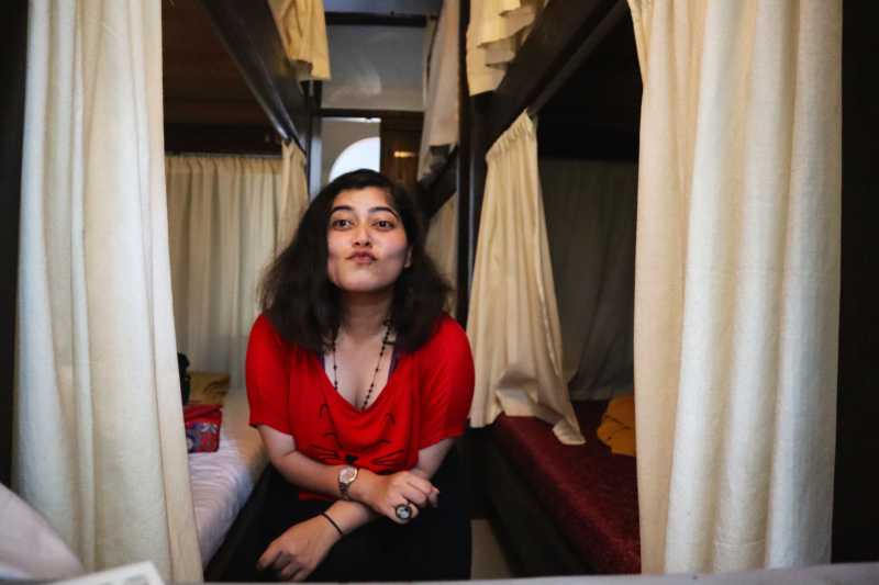 OMG! Beyond Nomad: My First Poshtel Experience In Goa - Jen Stories