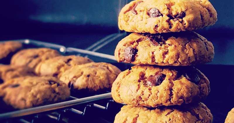 Oatmeal Chocolate Chip Cookies (No Egg)