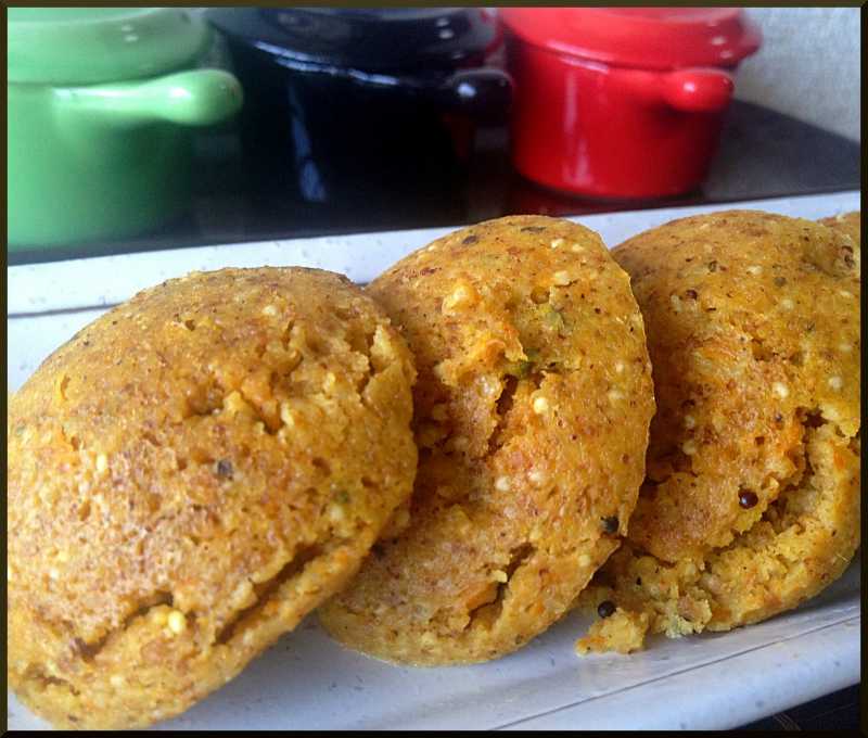 Oats And Broken Wheat Idli