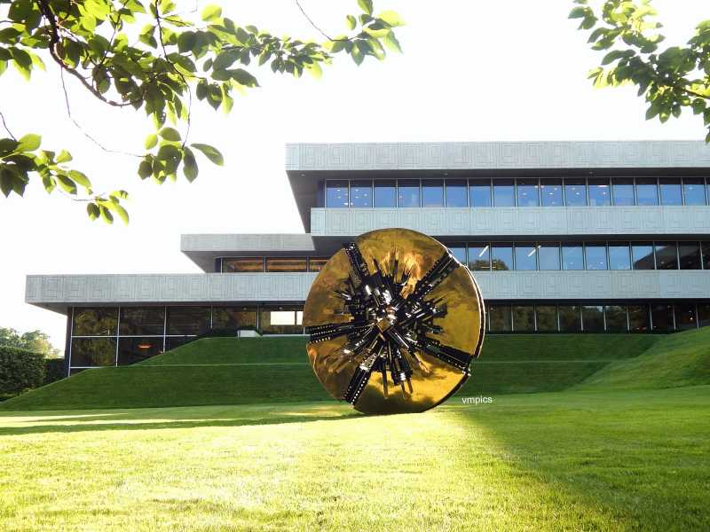 Offbeat New York - PepsiCo Sculpture Gardens