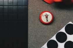 One Minute DIY: Bottle Cap Fridge Magnets