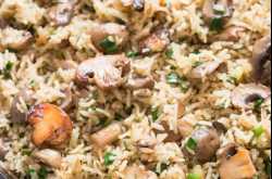 One Pot Mushroom Rice Recipe (Video) - CurryTrail