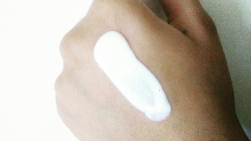 Organic Harvest Sunscreen With SPF 60 Review!