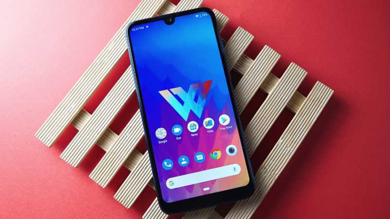 Our First Impression With LG W30 - The Aggressive Priced Smartphones From LG - PhoneRadar