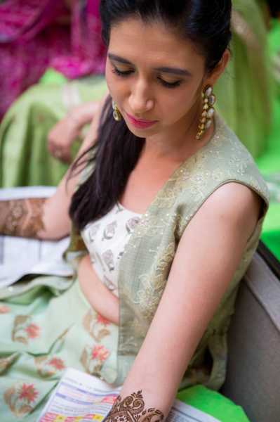 Outfit, Jewellery And Everything Else You Need To See From My Mehendi-Haldi I Manavi Siddhanti & Srijan Kaushik