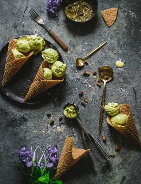 PISTACHIO LEMON ICE CREAM