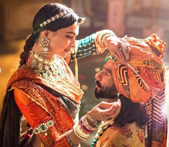 Padmaavat: A Short Review From A Rajasthani