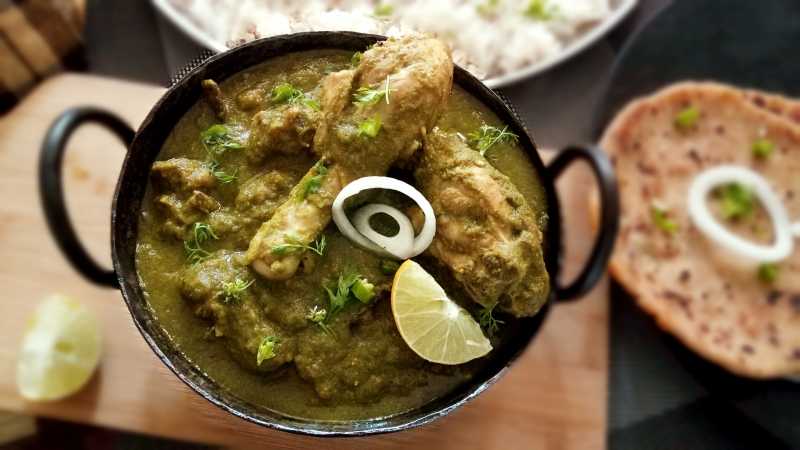 Palak Chicken| Spinach Chicken - Chicken Recipes - Palate