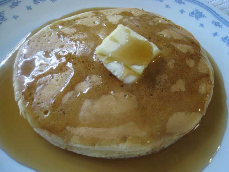Pancakes With Maple Syrup
