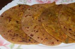 Paneer Veggies Paratha Recipe