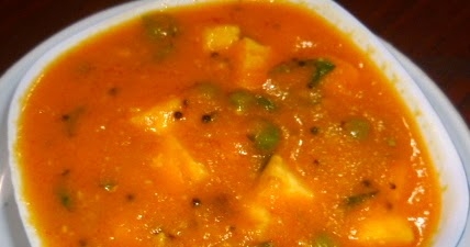 Paneer In Carrot-Tomato Gravy