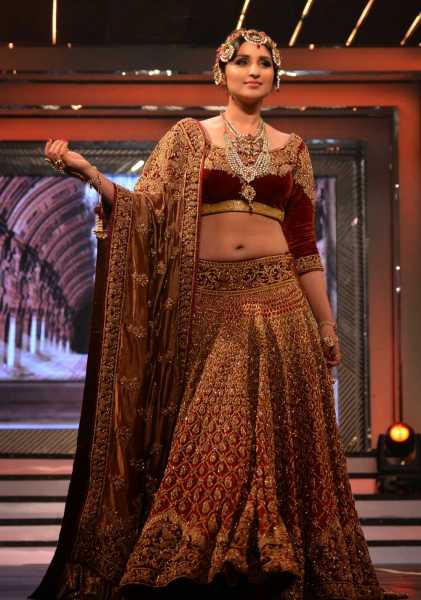 Parineeti Chopra Bridal Bollywood Replica Lehenga Choli