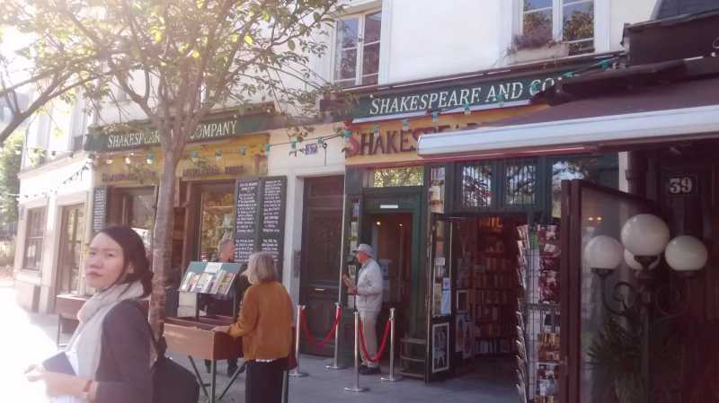 Paris Diary : Post 2 - A Pilgrimage Of  A Different Kind