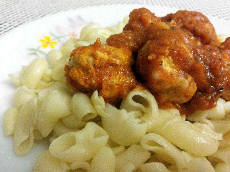Pasta With Meatballs In A Delicious Red Sauce 