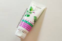 Patanjali Neem and Tulsi Face Wash • The Crimson Beauty