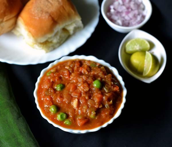 Pav Bhaji Recipe | Recipe Of Pav Bhaji | DipsDiner