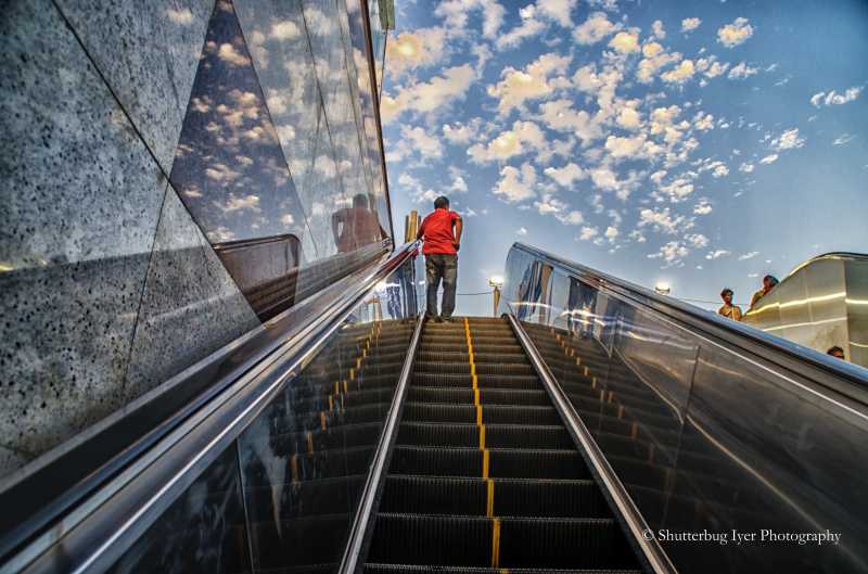 Pedestrian-Friendly Plaza