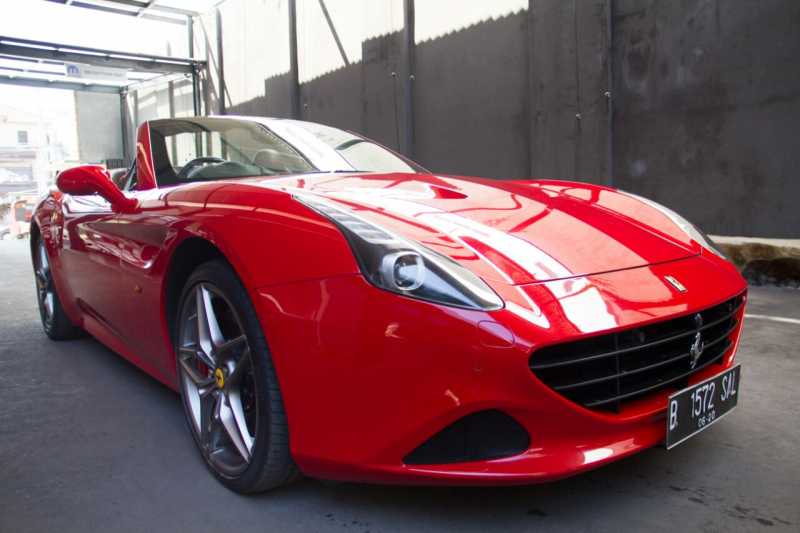 Photo Blog: Photo Ferrari Calipornia Misterius Di Nadia Auto Graha