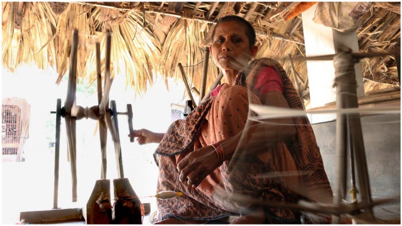 Photo Essay: The Weavers Of Srikakulam - Rang De