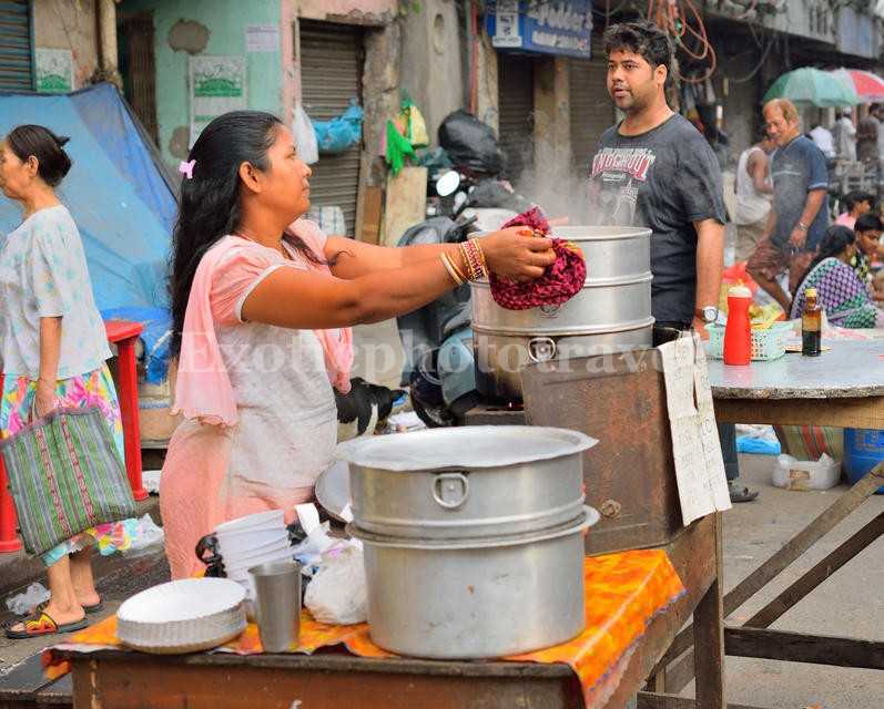 Photography At Tiretti Bazaar, The Chinatown In Kolkata