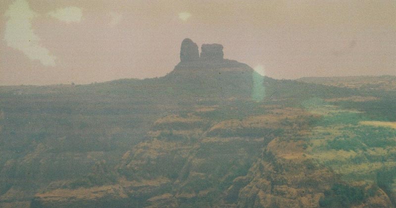 Photos Of Great Wall Of Tailbaila ( तैल बैला)