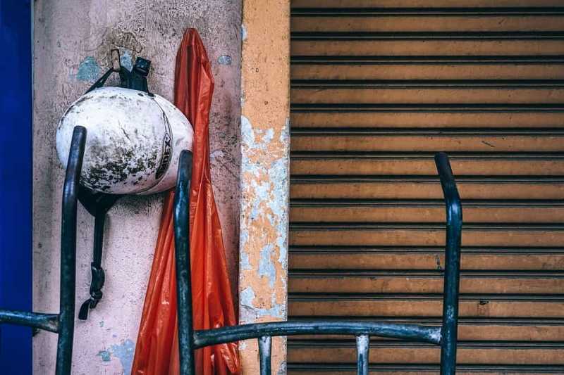 Picking Out Items For Safe Working