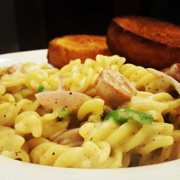 Pizza Hut Reviews - Inorbit Mall, Malad - Head For Pizza Only!