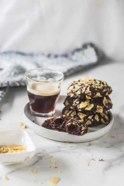 Potato Chip Chocolate Cookies - Eggless - The Cupcake Confession