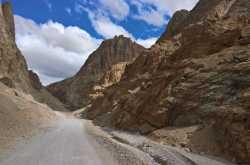 Precautions to be taken for riding in Ladakh.