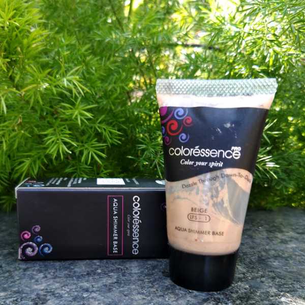 Pretty Polka: Coloressence Aqua Shimmer Makeup Base Foundation Review, Swatches