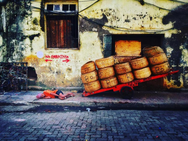 Private Parking #photooftheday #mumbai #sassondocks #mumbaikar #streetphotography #photographer #photography #mumbaiigers #streetsofmumbai