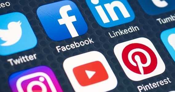 Product Placement Using Social Media Marketing