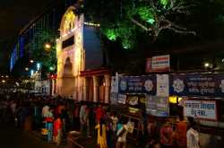 Profusely Confused: Kranti and Samir went to Lal Baug Cha Raja..