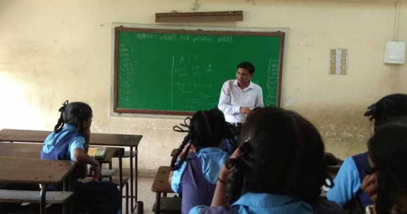 Project Aakaar Session 2018 By Ashwamedh Foundation: Session No. 9 - Financial Literacy