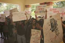 Protibader, protirodher, protishodher comrade: #HokKolorob